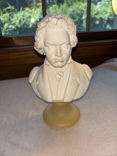 Vintage beethoven bust - beethoven, statue